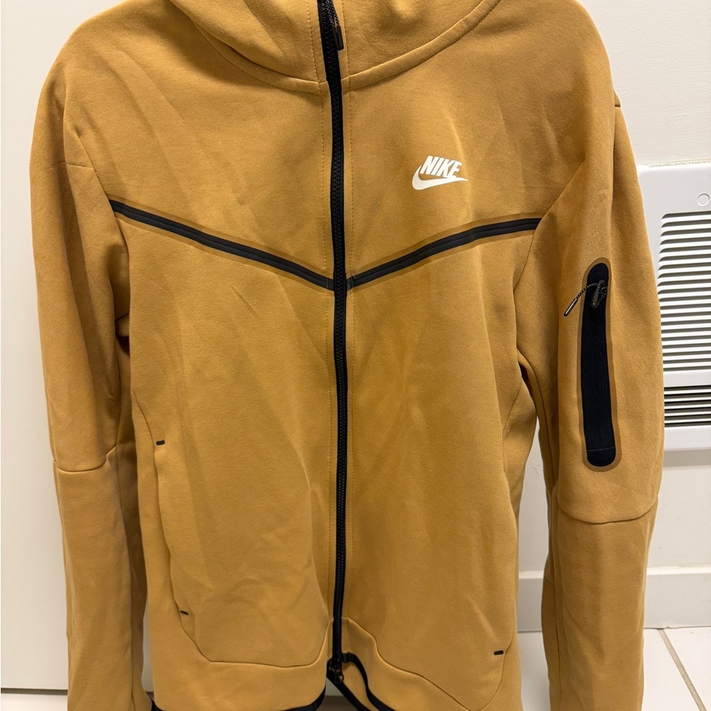 Nike Men's Tech Fleece Jacket - Picture 4 of 4